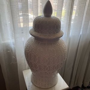 Ginger jar 20”H cream color